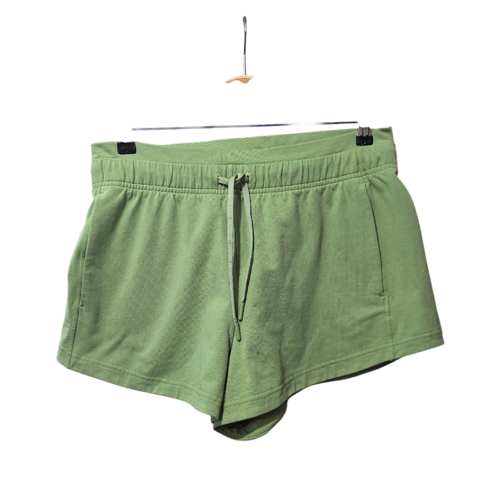 Lululemon Inner Glow‎ Green Drawstring Shorts Size 10